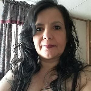 Meet your Posher, Adriene